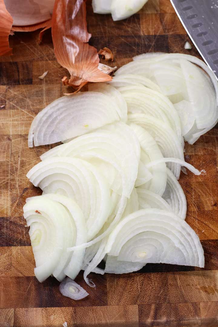 Thinly sliced raw onions.